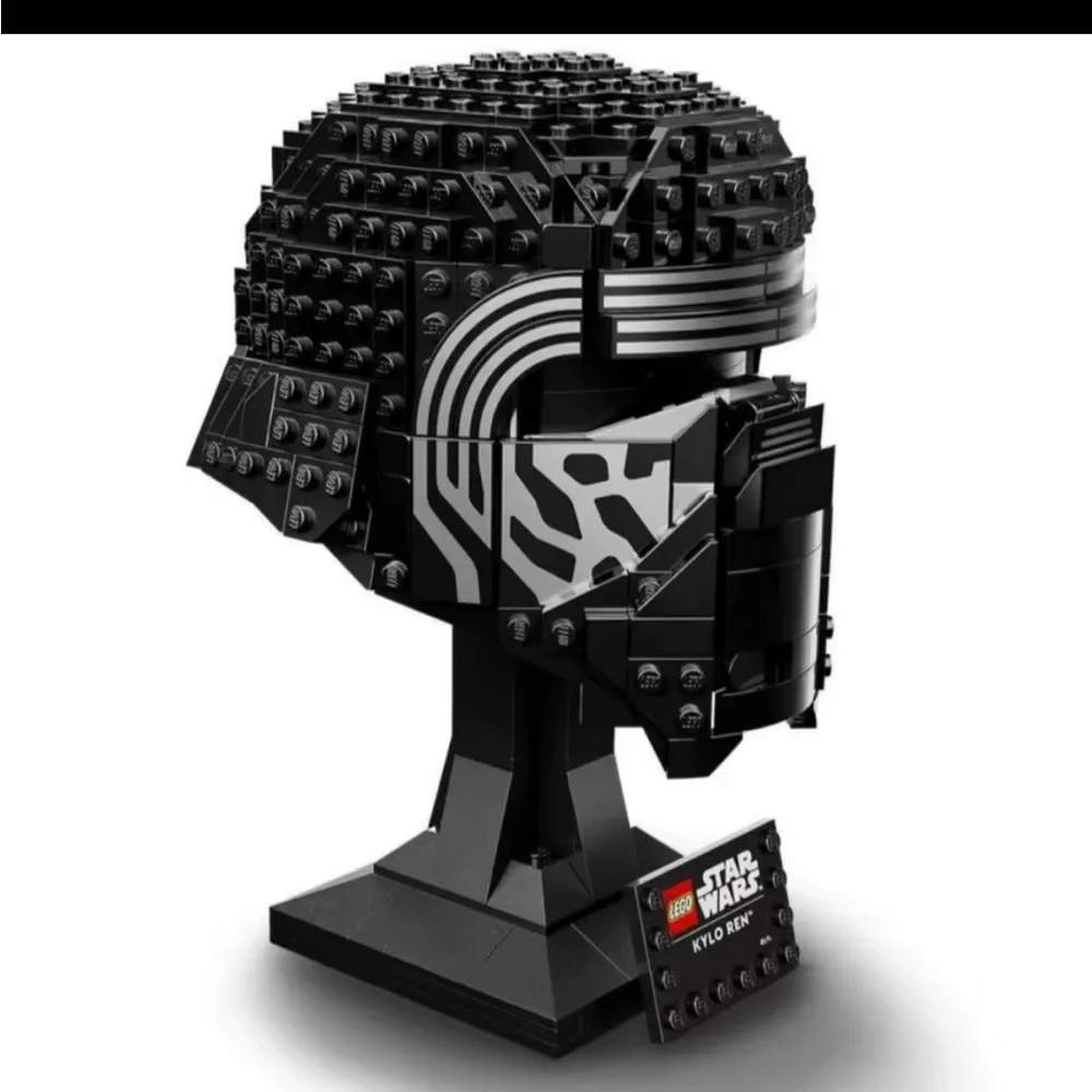 LEGO Star Wars (75415) Kylo Ren Helmet Collection 529Pieces 18+ NIB